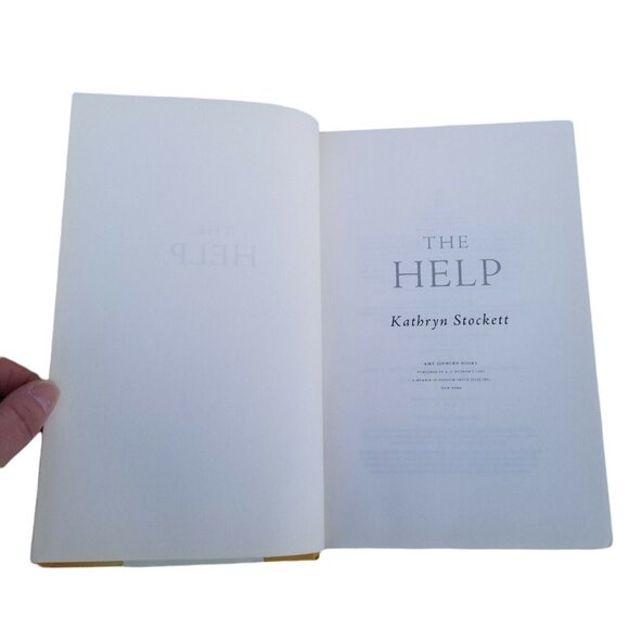 The Help By Kathryn Stockett Hardcover with Dust Jacket  Novel Book Civil Rights - Picture 6 of 8
